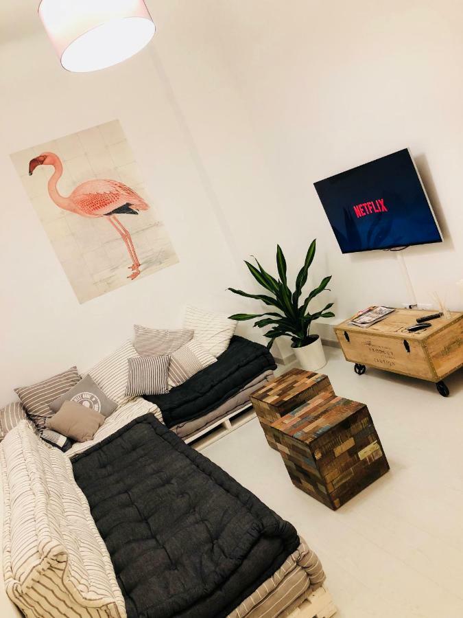 White Loft Apartment *